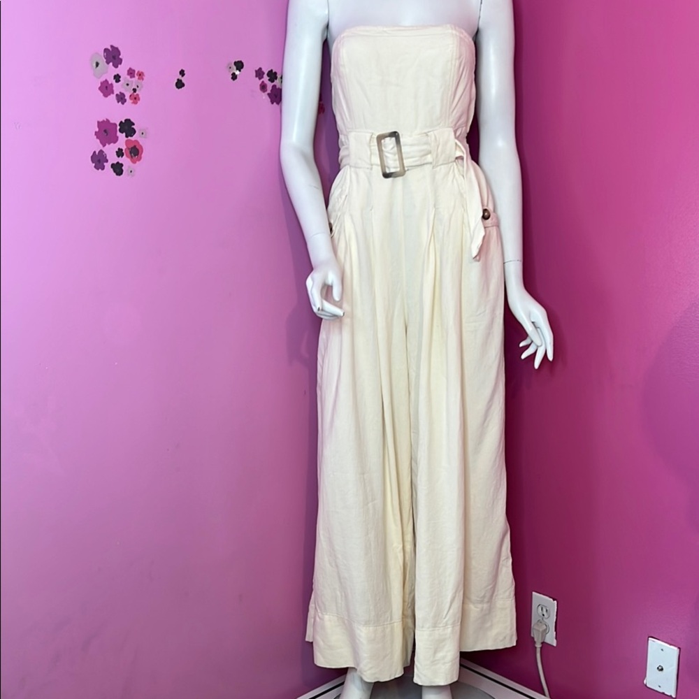 Free People Elegant Cream Jumpsuit with Belt size 10